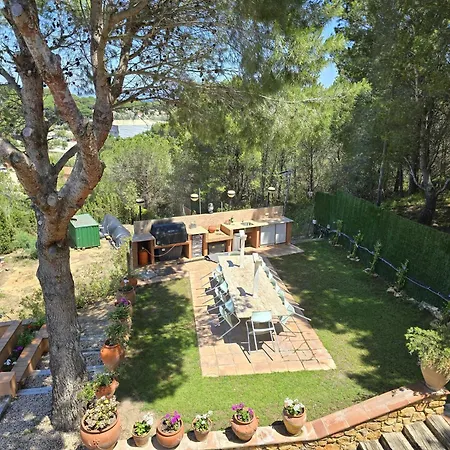 Torre Con Piscina, Barbacoa, Wifi. Chalet L' Escala