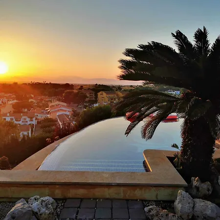Chalet Torre Con Piscina, Barbacoa, Wifi. *