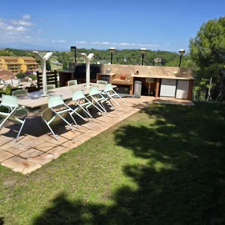 Chalet Torre Con Piscina, Barbacoa, Wifi. L' Escala